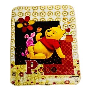 Disney Pooh and Piglet Colap Rachel Collection Plush Blanket